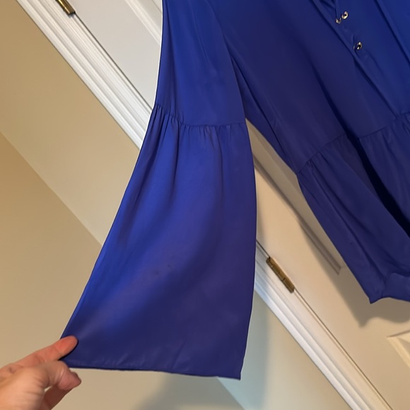 Lilly Pulitzer silk top - Picture 3 of 9